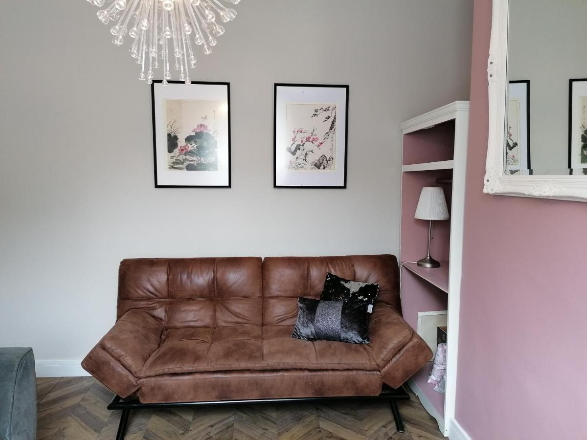 Queens Quarter Holiday Homes (Adults Only) Belfast Esterno foto
