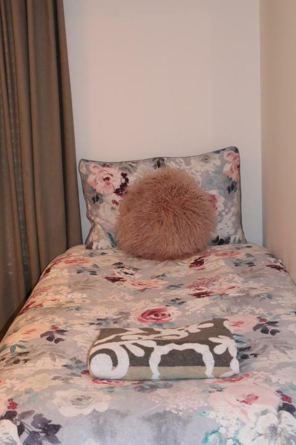Queens Quarter Holiday Homes (Adults Only) Belfast Esterno foto