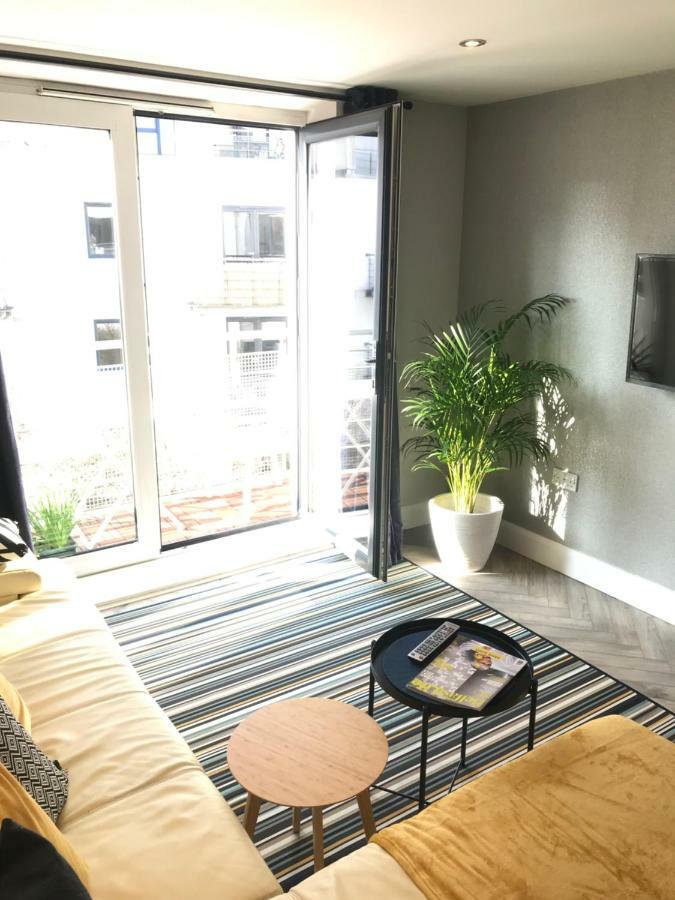 Queens Quarter Holiday Homes (Adults Only) Belfast Esterno foto